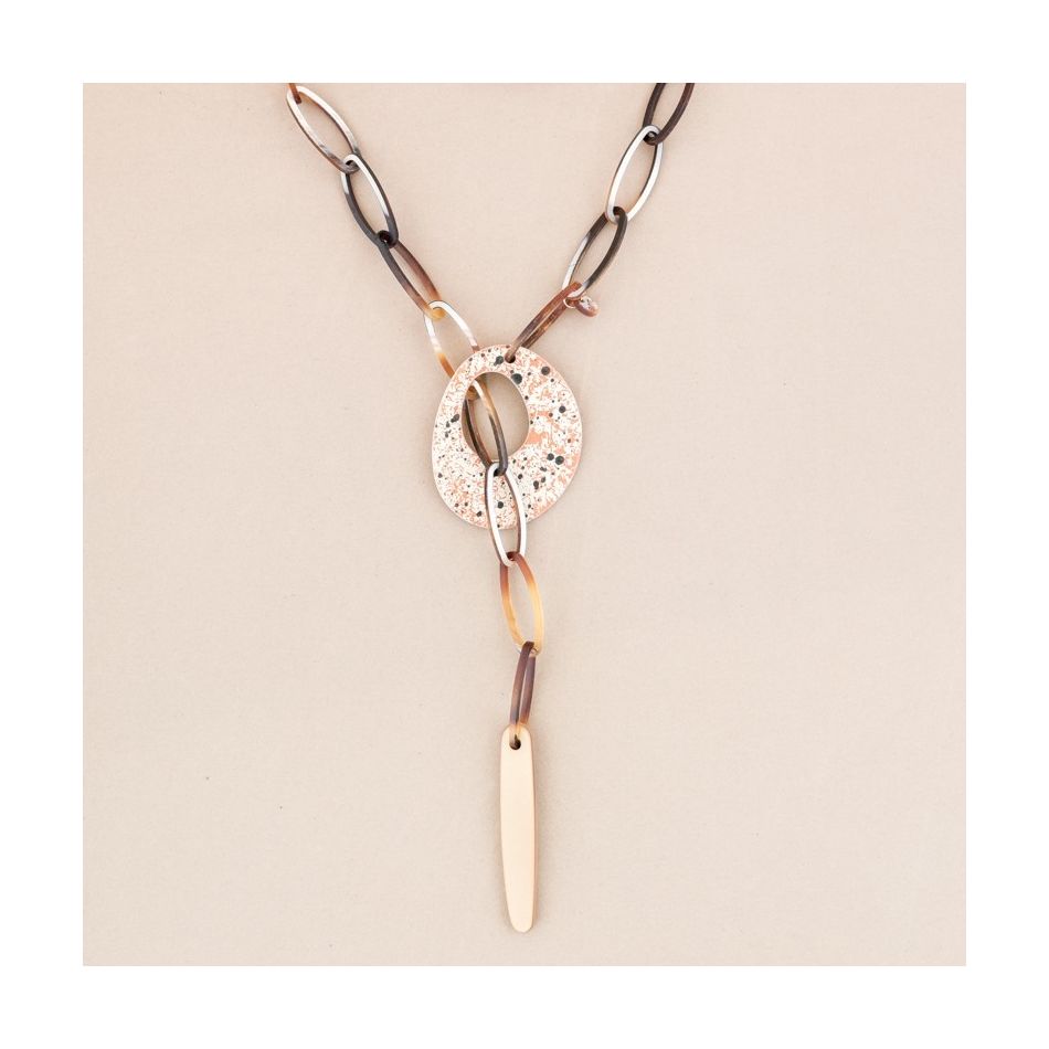 COLLAR LARGO ESLABONES RESINA