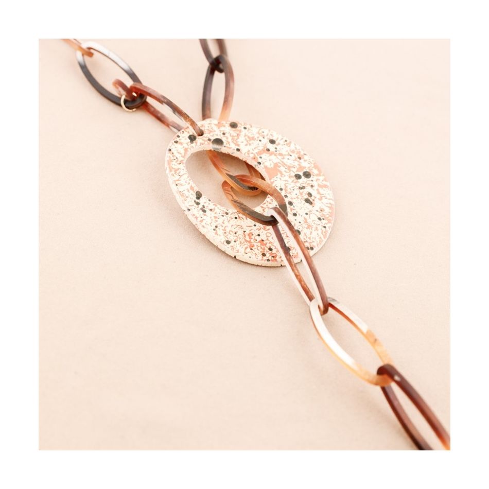 LONG RESIN LINK NECKLACE
