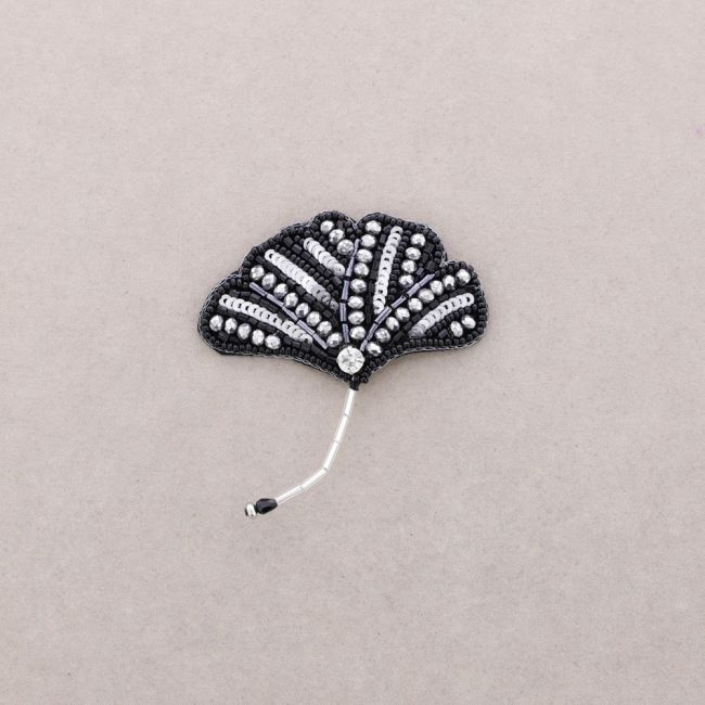 BROCHE LENTEJUELAS HOJA GINGKO