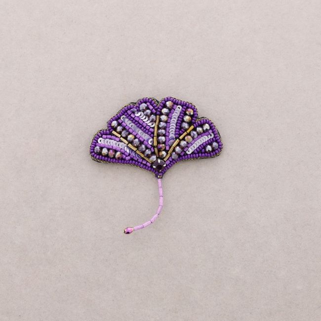 GINGKO LEAF SEQUIN BROOCH