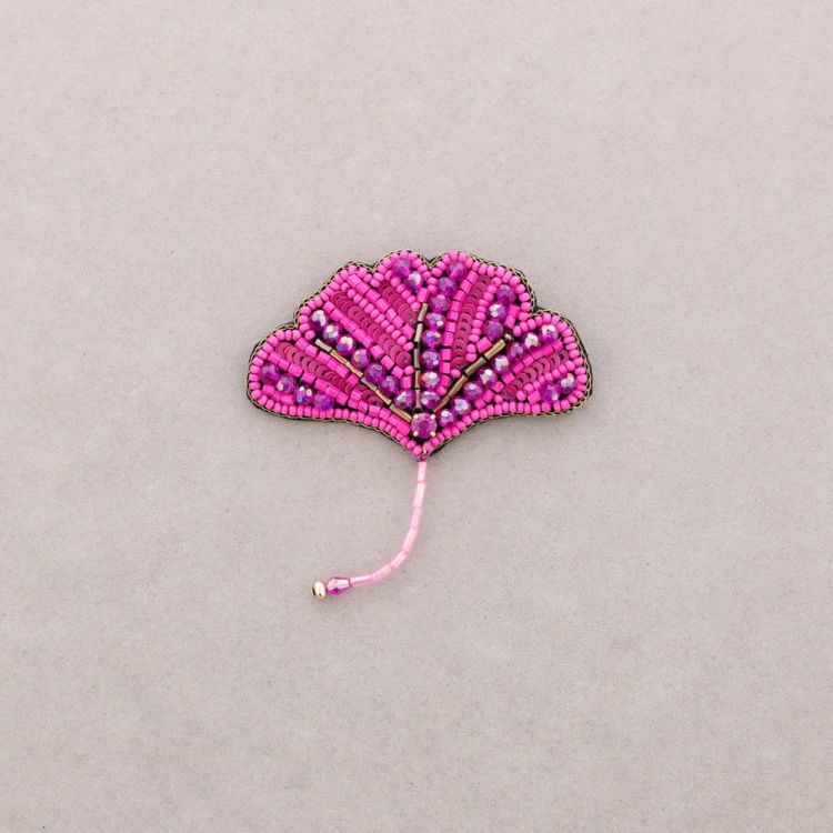 BROCHE LENTEJUELAS HOJA GINGKO