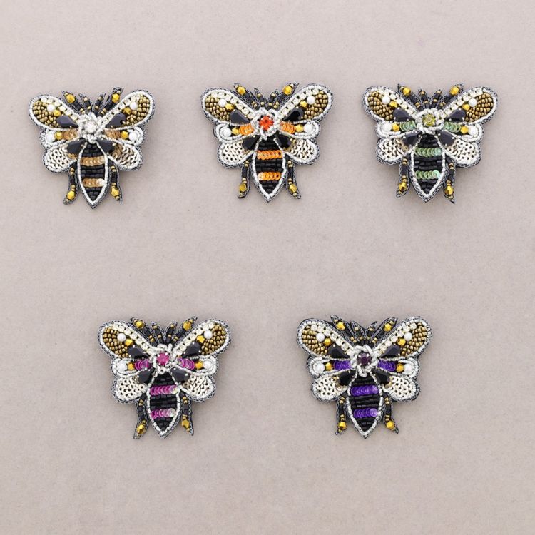 BROCHE LENTEJUELAS ABEJITA 2