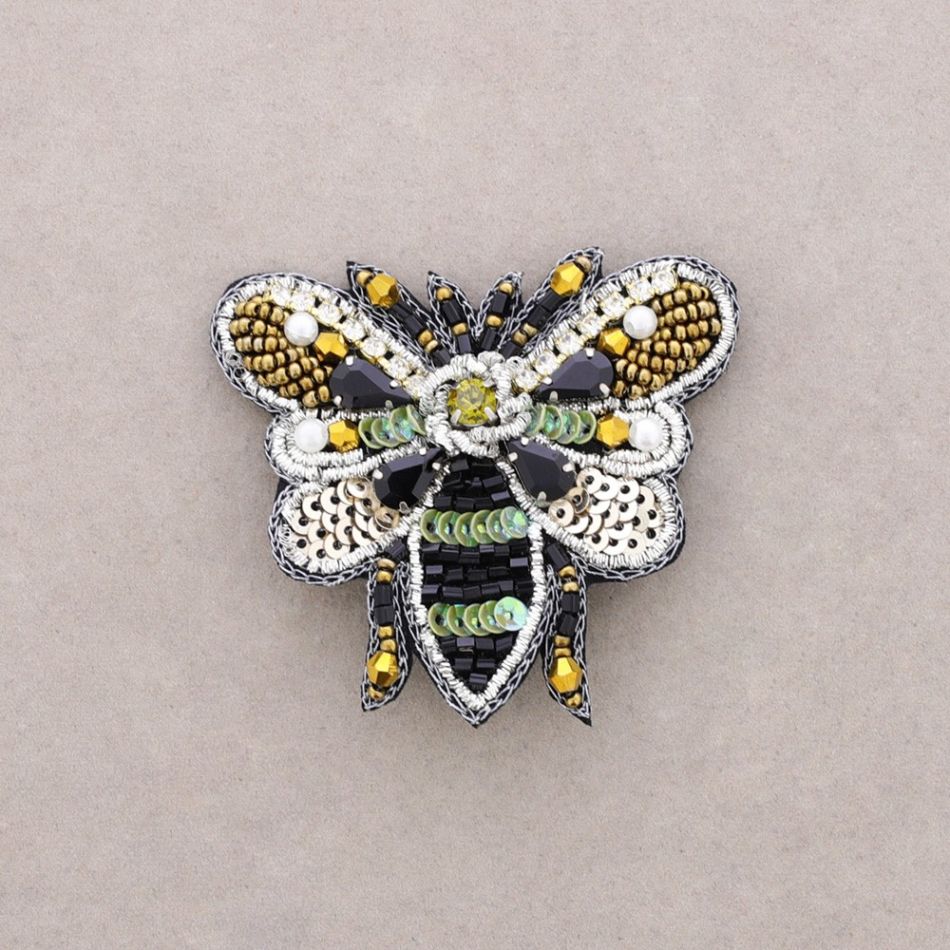 BROCHE LENTEJUELAS ABEJITA