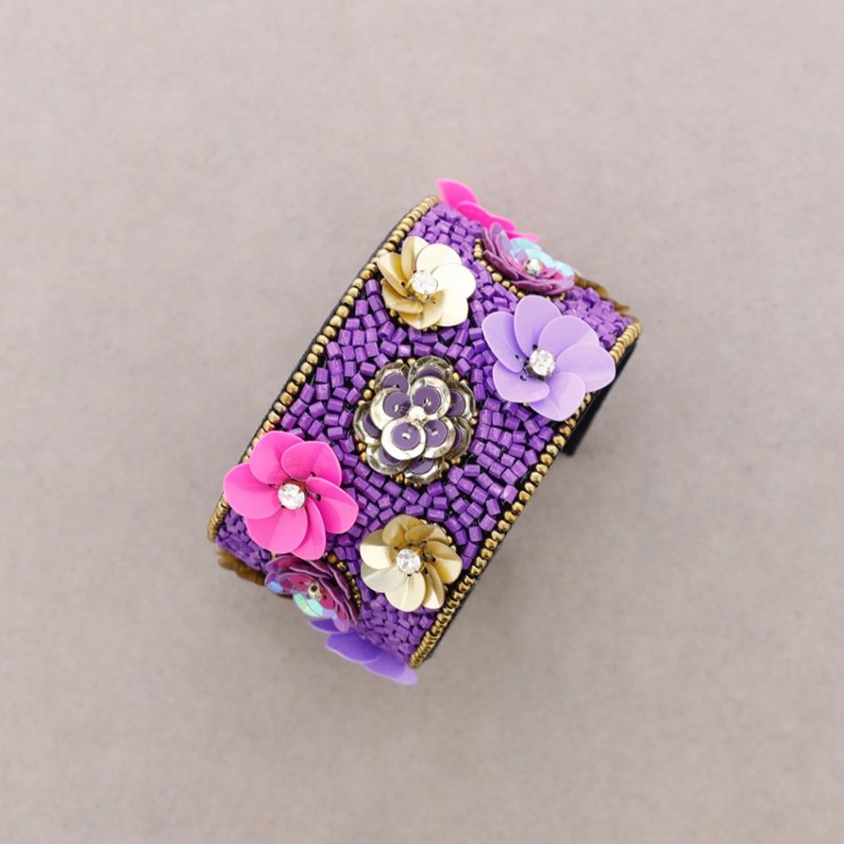 ADJUSTABLE SEQUIN BRACELET