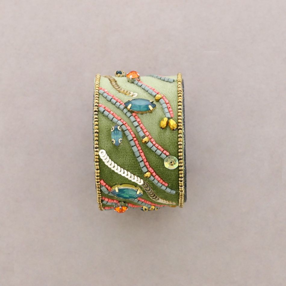 ADJUSTABLE SEQUIN BRACELET