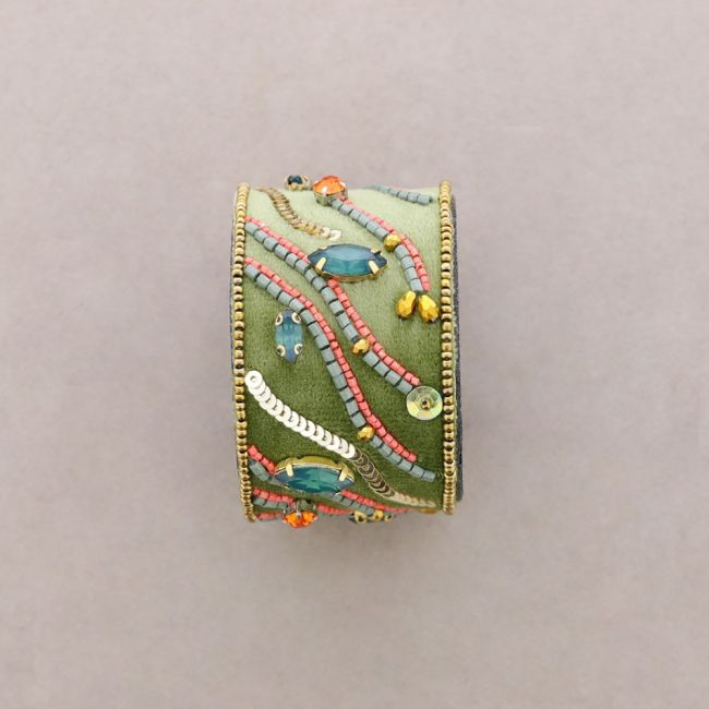 ADJUSTABLE SEQUIN BRACELET