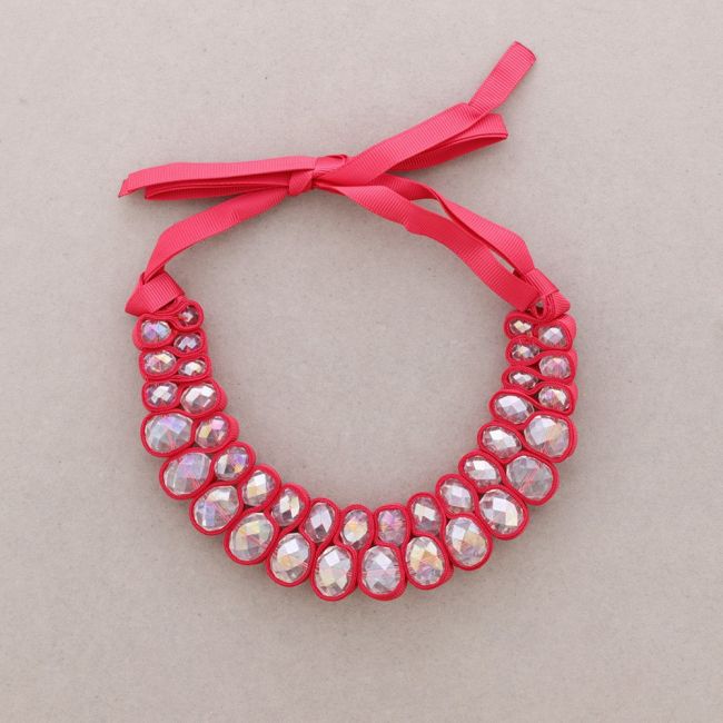 FACETED BEADS BOW CHOKER