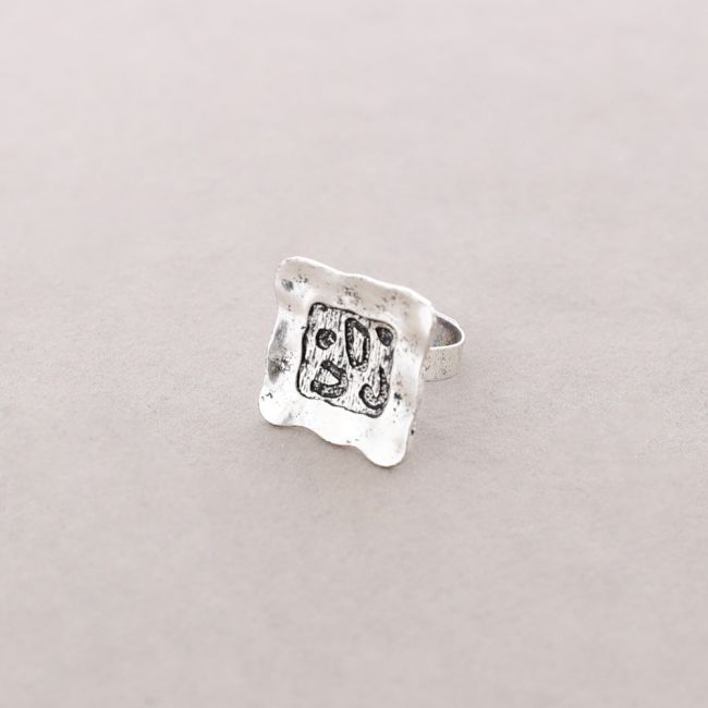 METAL RING