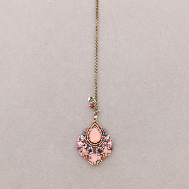 COLLAR LARGO COLG. CUENTAS INCRUSTADAS
