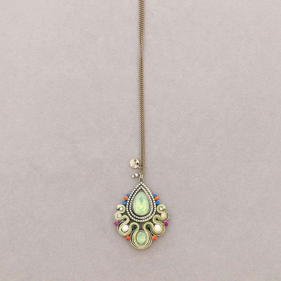 COLLAR LARGO COLG. CUENTAS INCRUSTADAS