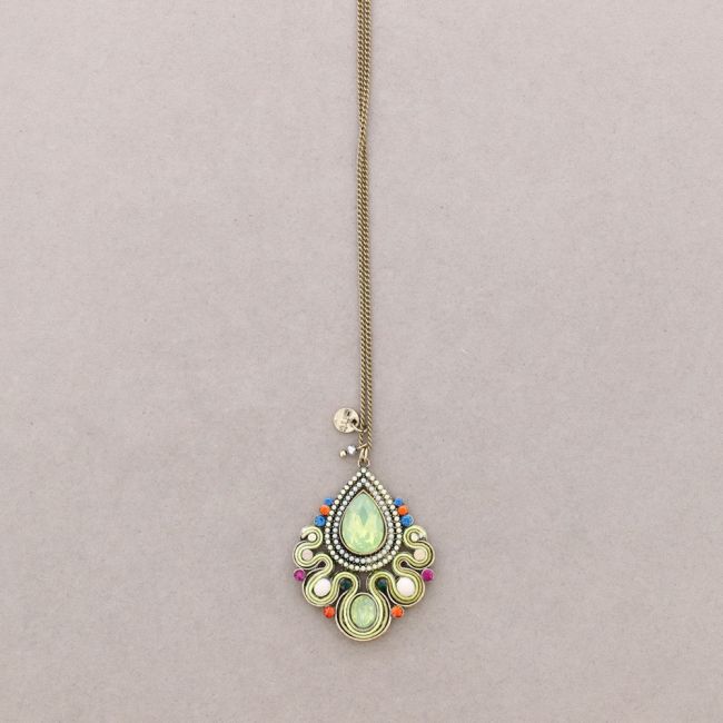 COLLAR LARGO COLG. CUENTAS INCRUSTADAS