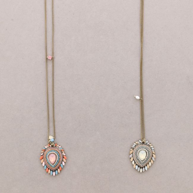 LONG NECKLACE WITH INLAID BEADS