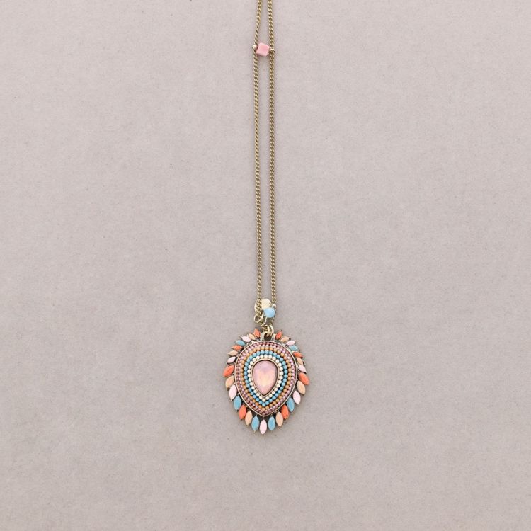 COLLAR LARGO COLG. CUENTAS INCRUSTADAS