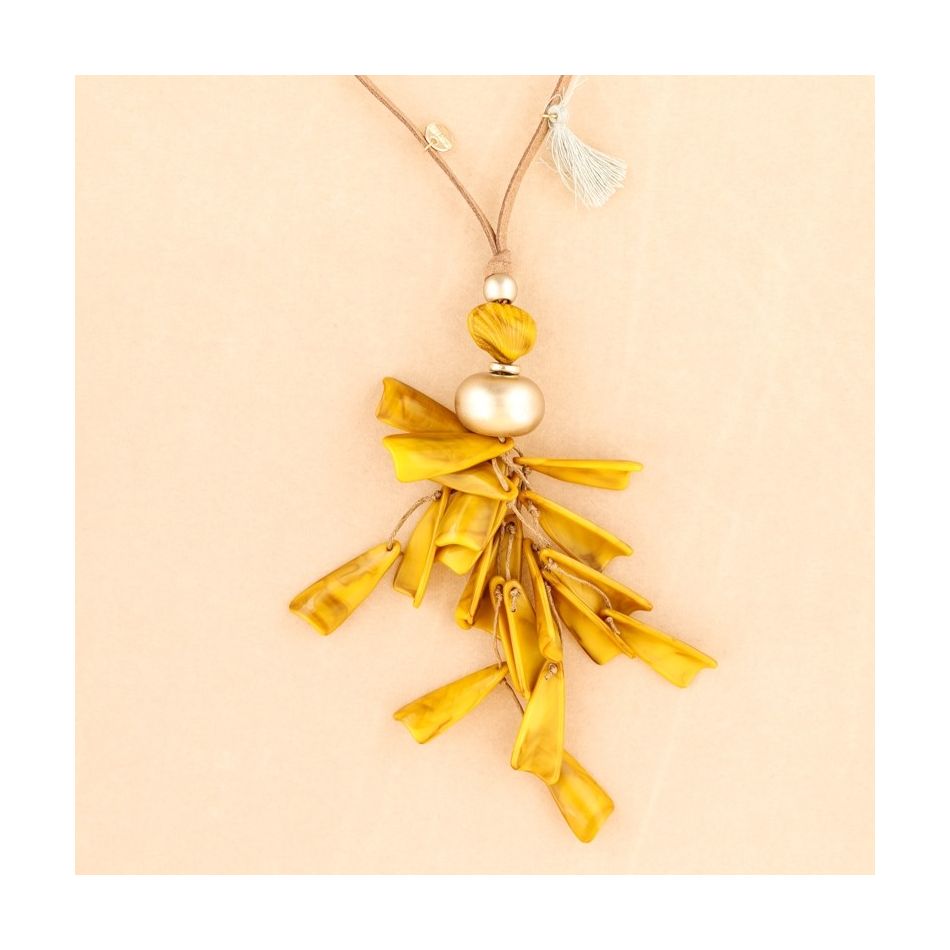 COLLAR LARGO COLGANTE RESINA