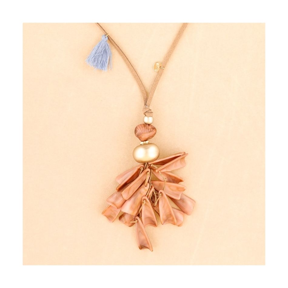 LONG RESIN PENDANT NECKLACE