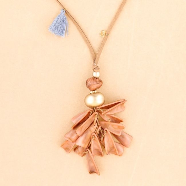 COLLAR LARGO COLGANTE RESINA
