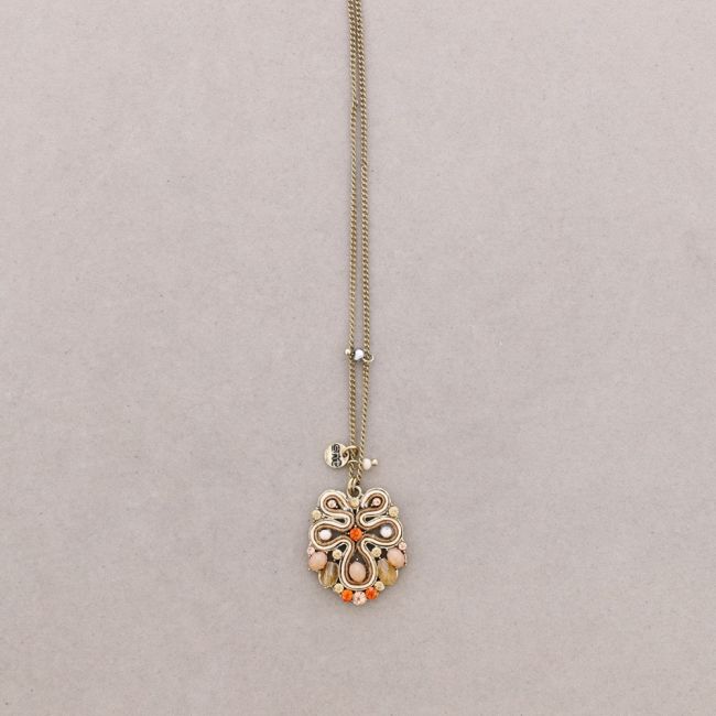 COLLAR LARGO COLG. CUENTAS INCRUSTADAS