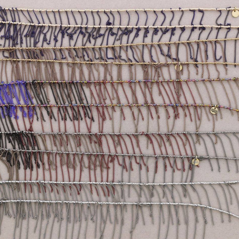 LONG NECKLACE WITH FRINGE CHAIN