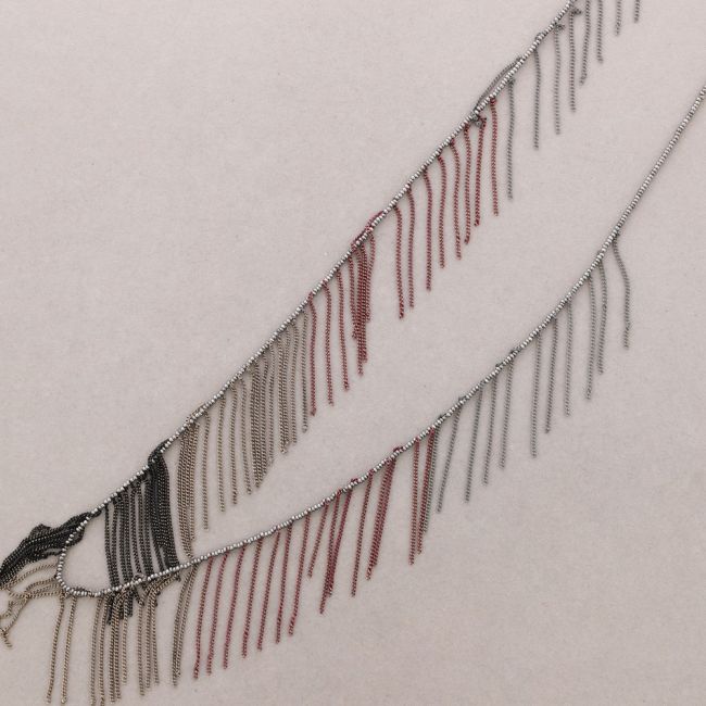 LONG NECKLACE WITH FRINGE CHAIN