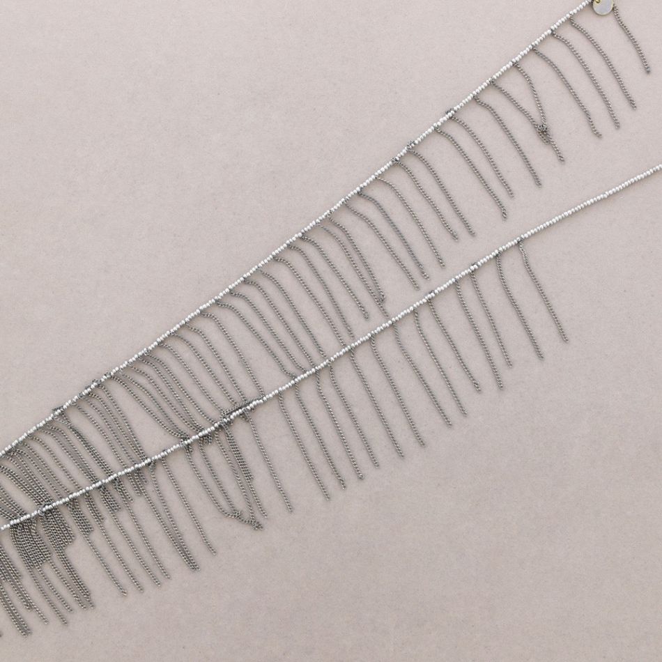 LONG NECKLACE WITH FRINGE CHAIN
