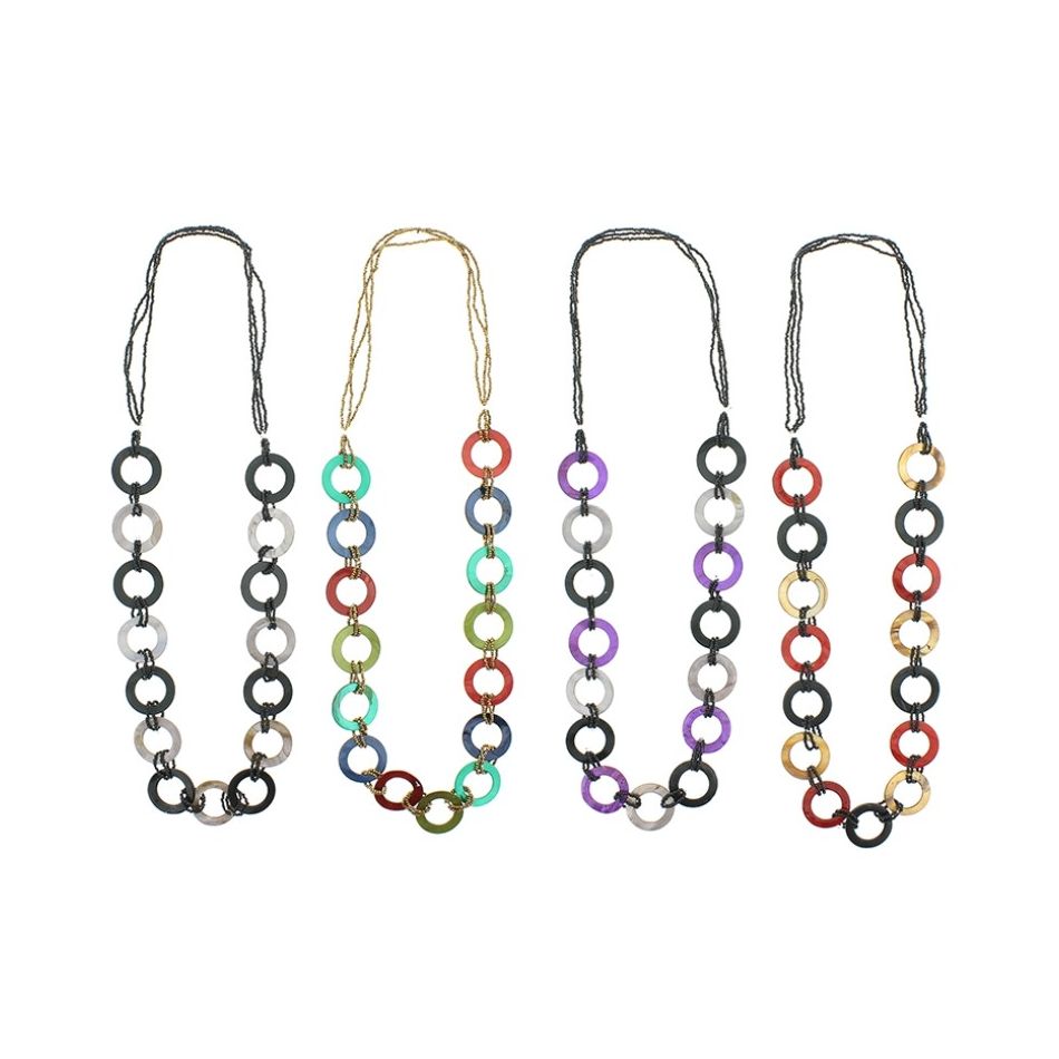 LONG NECKLACE WITH NACRE BEADS