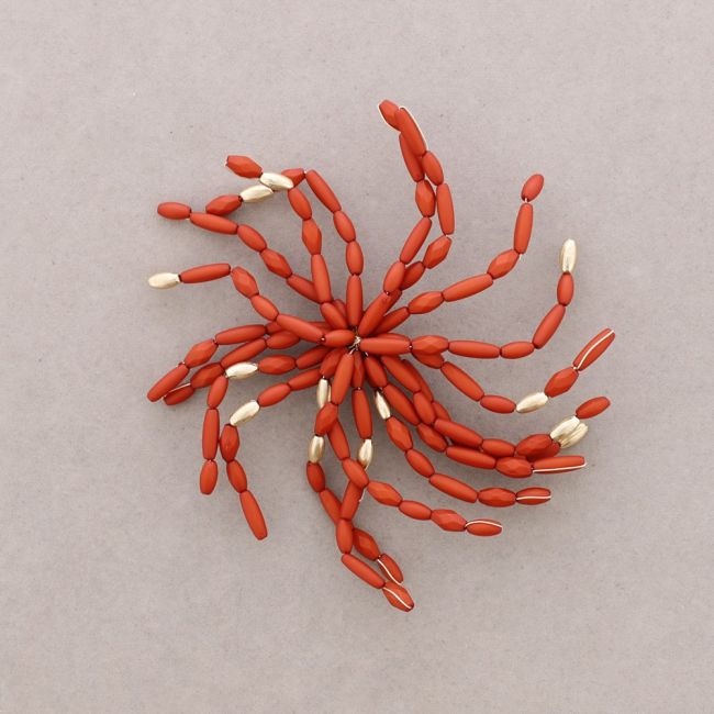 BROCHE CUENTAS RESINA METAL