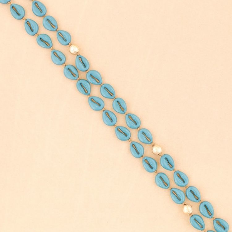COLLAR LARGO CONCHITAS RESINA