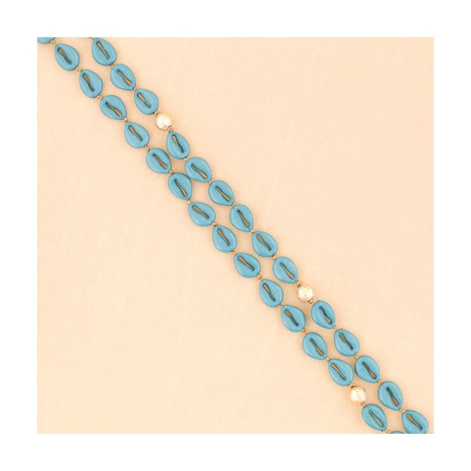 COLLAR LARGO CONCHITAS RESINA