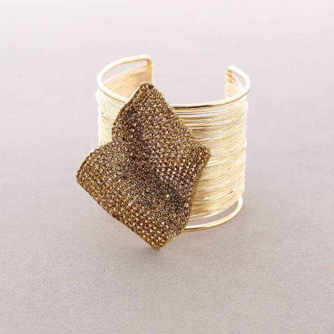 CRYSTALS ADJUSTABLE METAL BRACELET