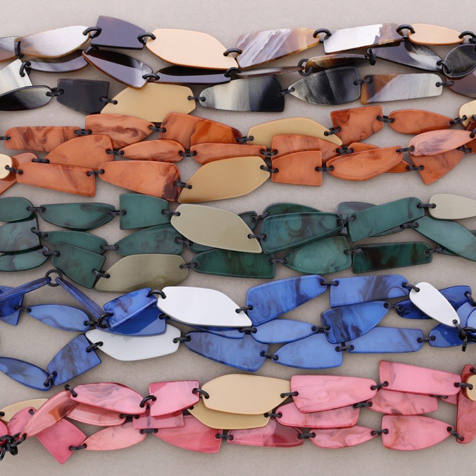3 ROWS RESIN BEADS CHOKER