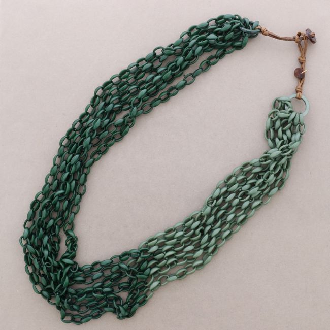 LONG RESIN LINK NECKLACE