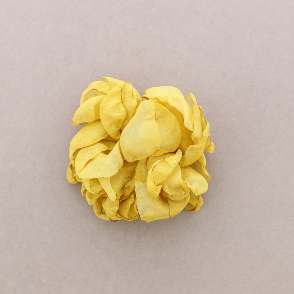 BROCHE FLOR TELA 12 CM