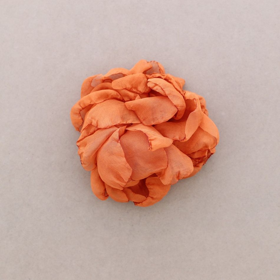 BROCHE FLOR TELA 12 CM