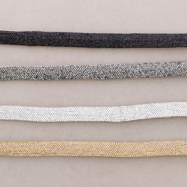 FLAT CHOKER WITH CRYSTALS