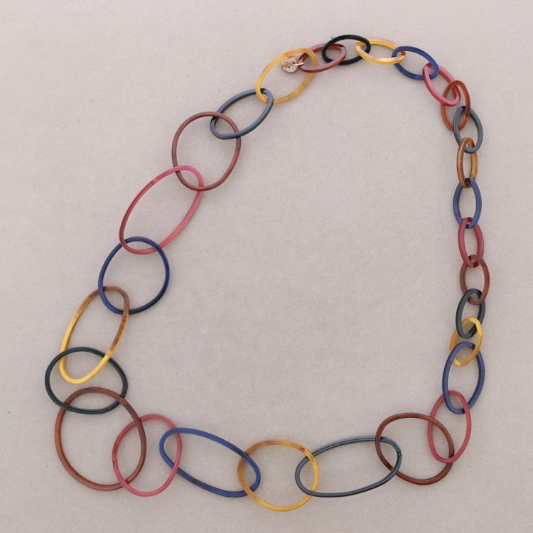 COLLAR LARGO ESLABONES RESINA COLORES