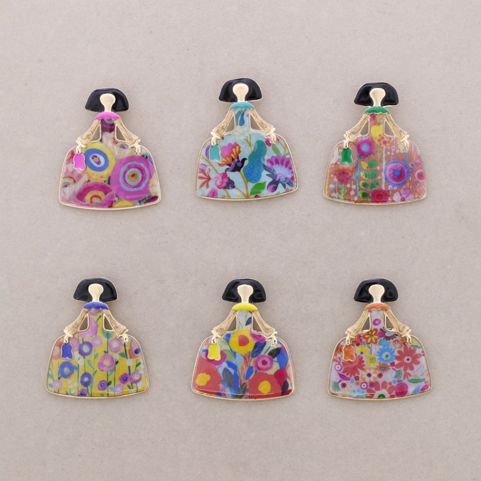 BROCHE MENINA METAL ESMALTE