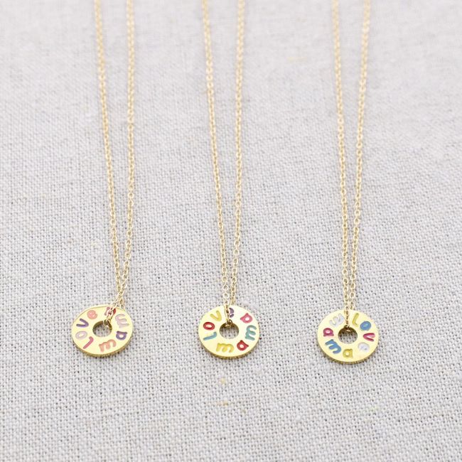 LOVE MOM PENDANT STEEL SHORT NECKLACE