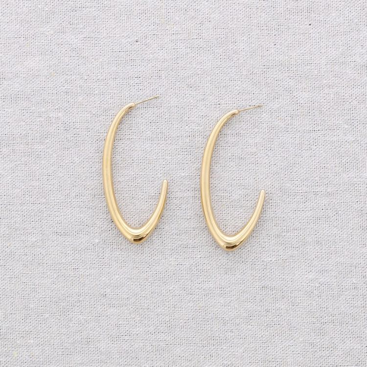 IRREGULAR HOOP STEEL EARRINGS 2