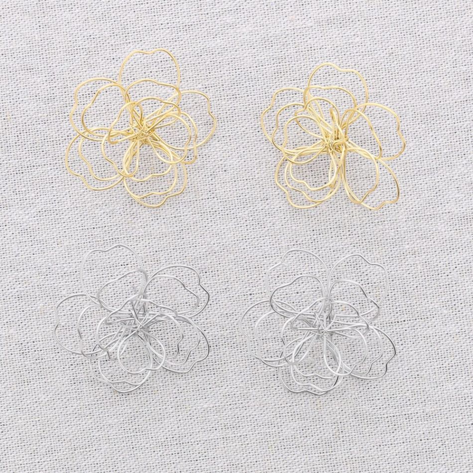 FLOWER STEEL EARRINGS
