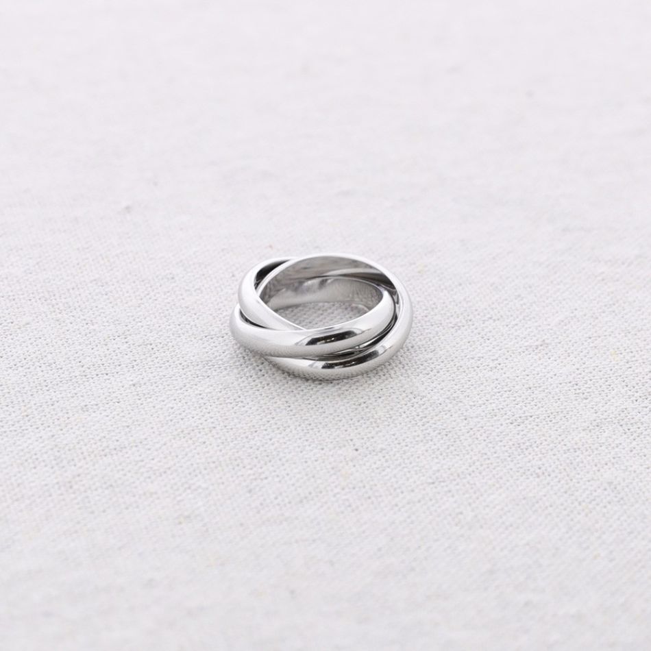 TRIPLE METAL RING