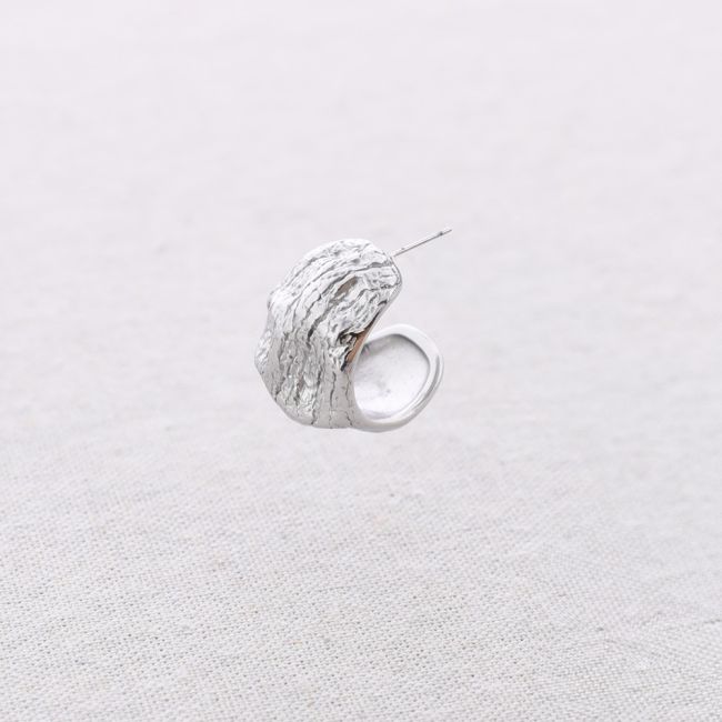 IRREGULAR HOOP STEEL EARRINGS