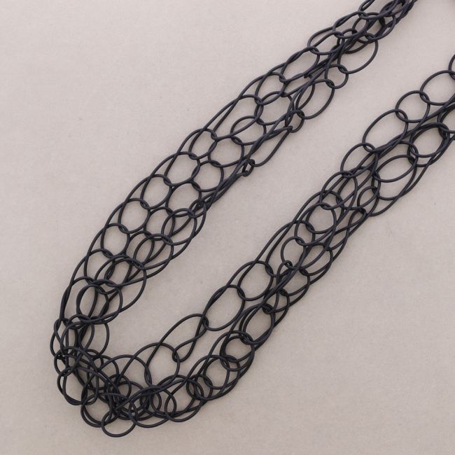 LONG RUBBER LINK NECKLACE