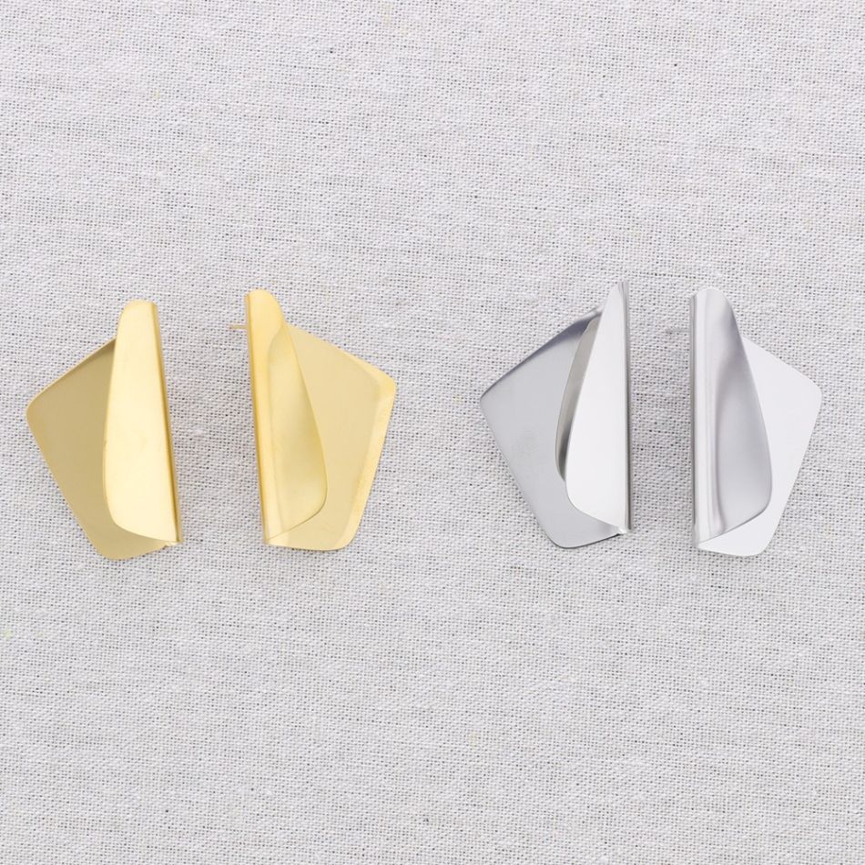 STEEL SHAPED EARRINGS