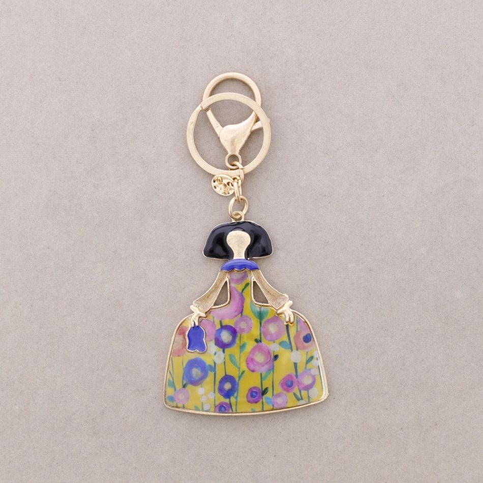MENINA METAL ENAMEL KEYCHAIN