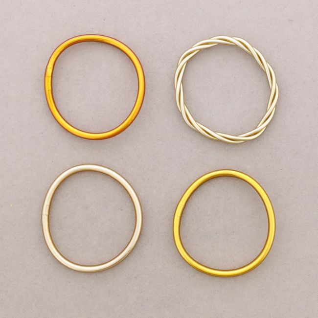 PULSERA SET 4 PIEZAS IMITACIÓN PAN DE ORO