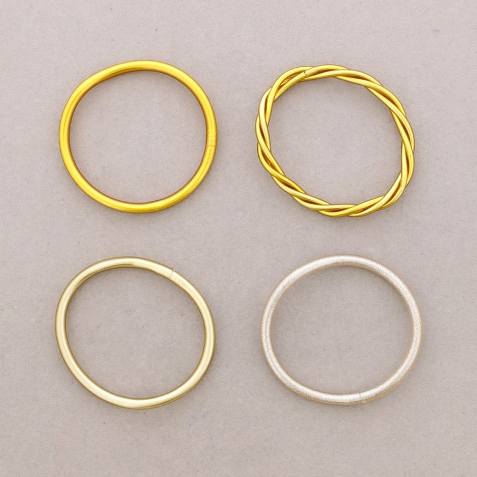 PULSERA SET 4 PIEZAS IMITACIÓN PAN DE ORO
