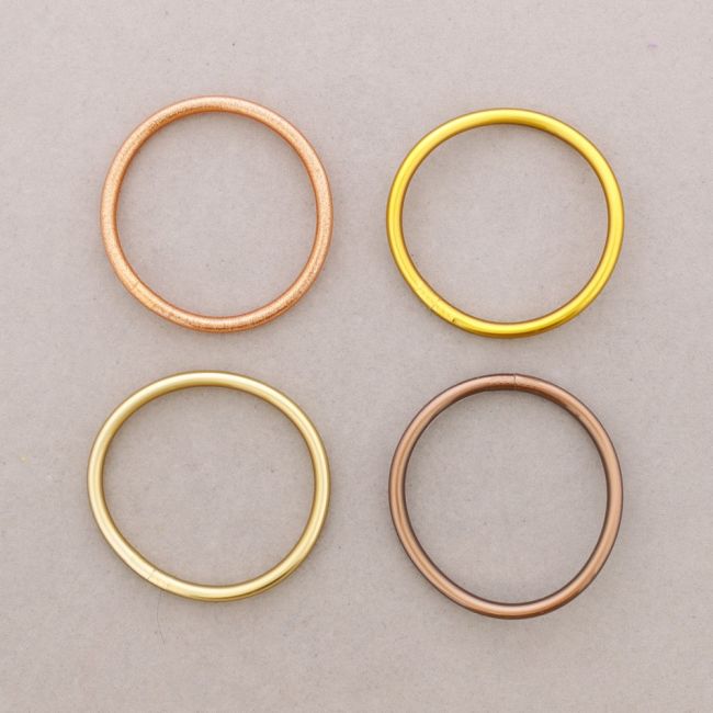 PULSERA SET 4 PIEZAS IMITACIÓN PAN DE ORO