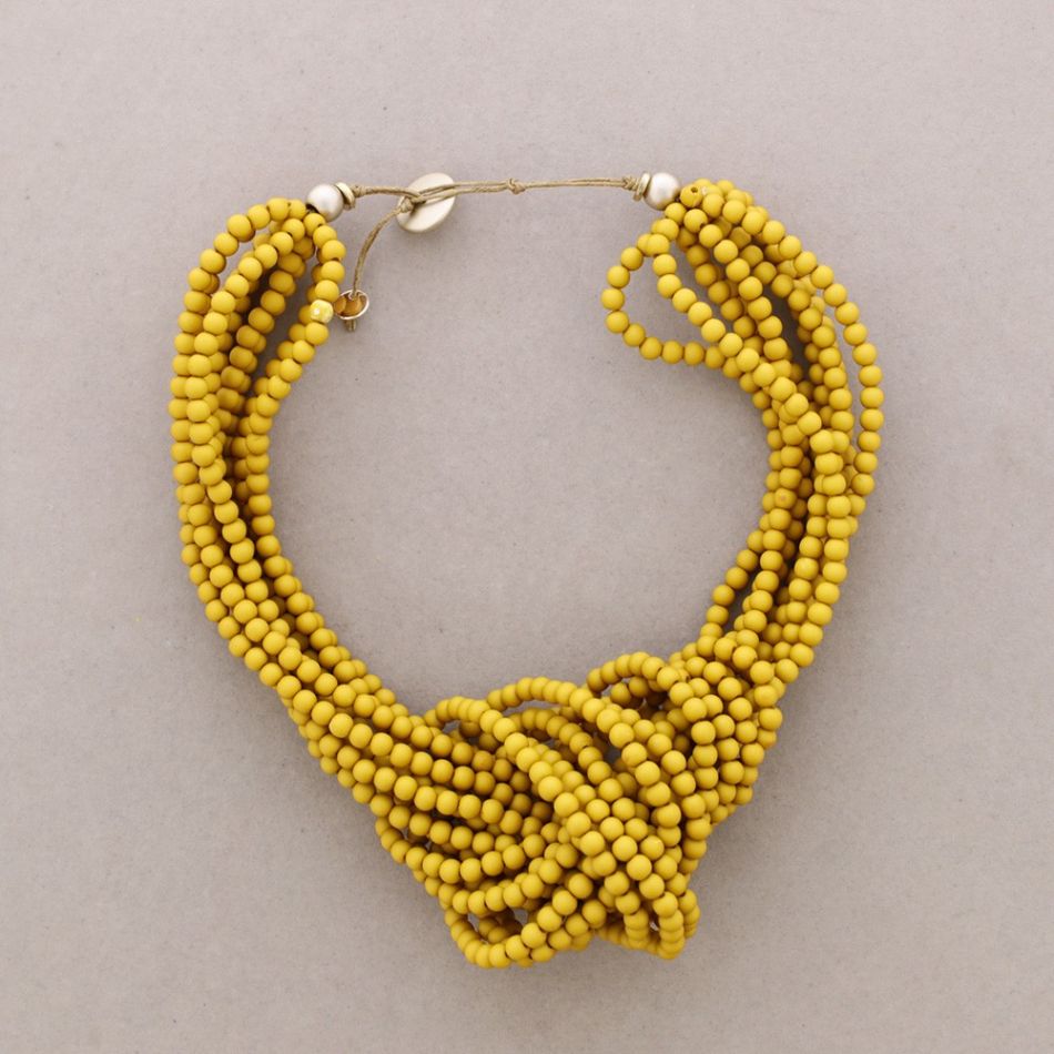 RESIN BEADS KNOT NECKLACE