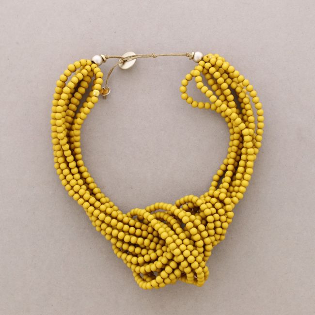 RESIN BEADS KNOT NECKLACE