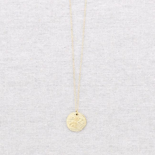 STEEL CHOKER WITH MEDAL PENDANT